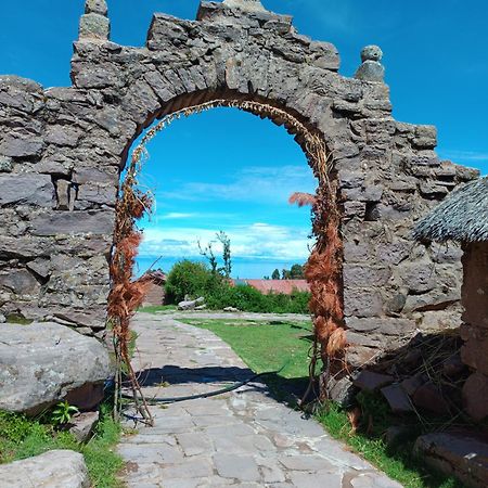 Hotel Taquile Familia Celso Huillanopampa Exteriér fotografie