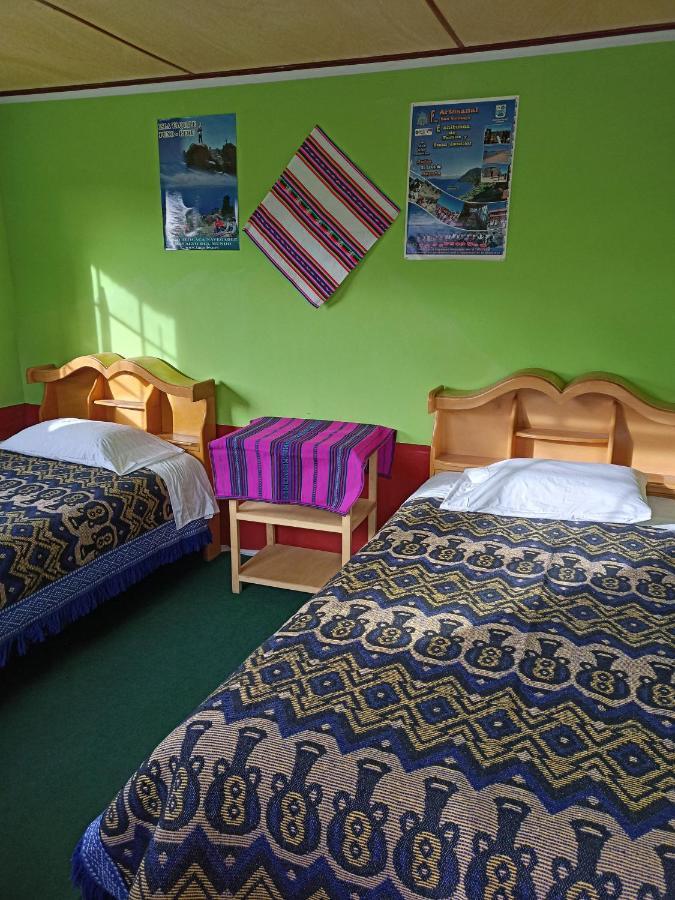 Hotel Taquile Familia Celso Huillanopampa Exteriér fotografie