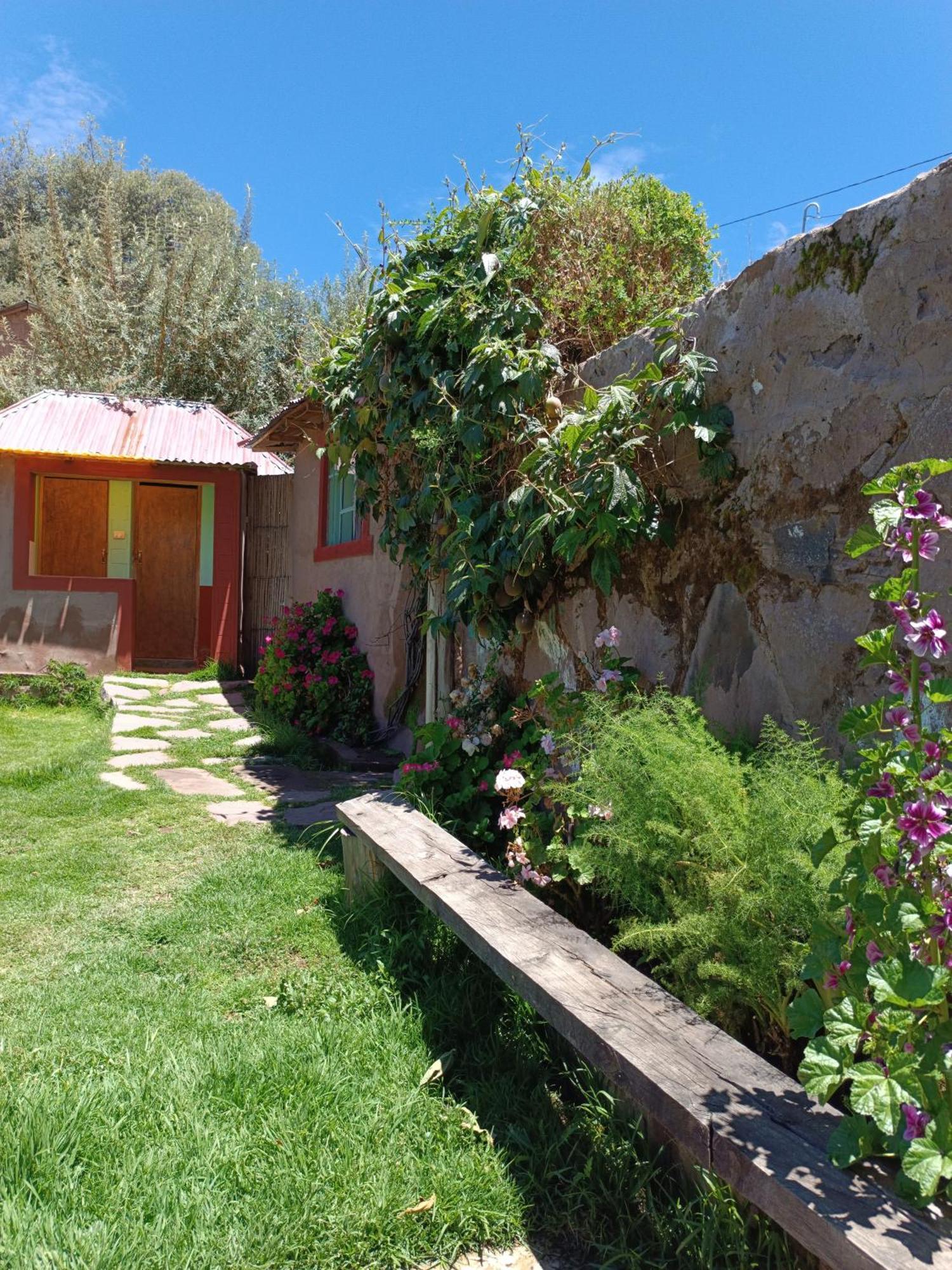 Hotel Taquile Familia Celso Huillanopampa Exteriér fotografie