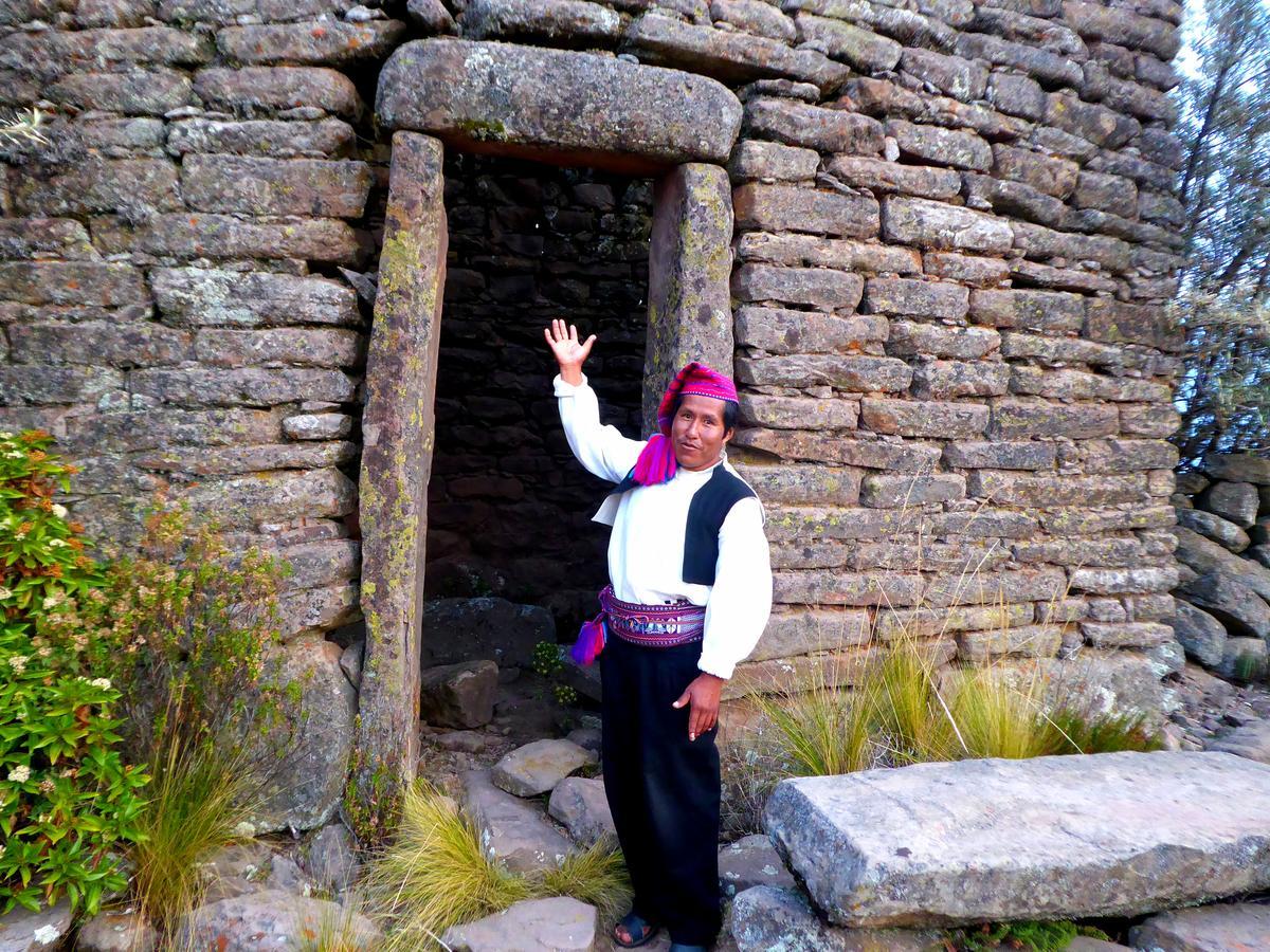 Hotel Taquile Familia Celso Huillanopampa Exteriér fotografie